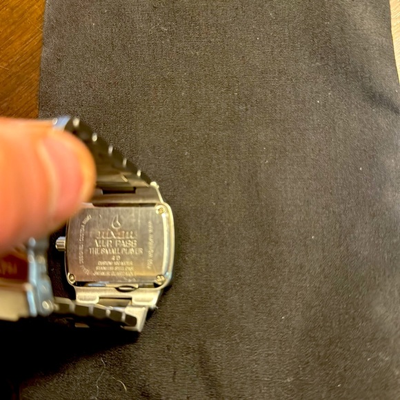 Nixon - The Small Player Watch - 4D - Custom 100M - Stanless Steel , Jap Quartz - Picture 2 of 6